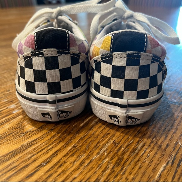 Checkerboard Rainbow Lace-up Vans Missy Size 2 - Picture 4 of 6